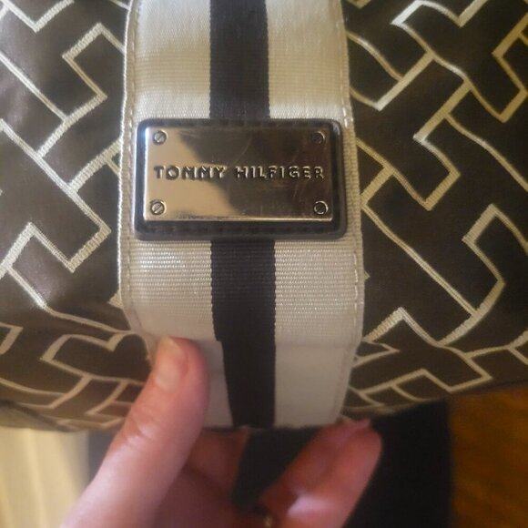 Tommy Hilfiger Hobo Shoulder Bag - Brown/Cream - Picture 5 of 12